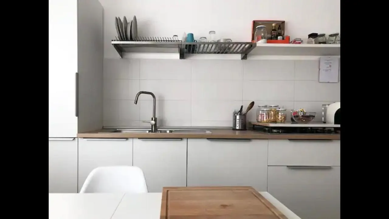 Affittacamere Italien chic, camera con bagni condivisi Bari
